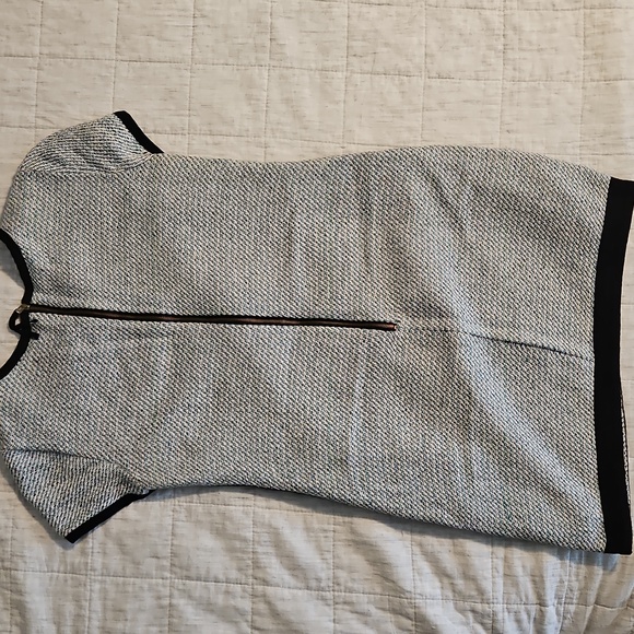 Banana Republic Black and White Textured Dress - Picture 2 of 7